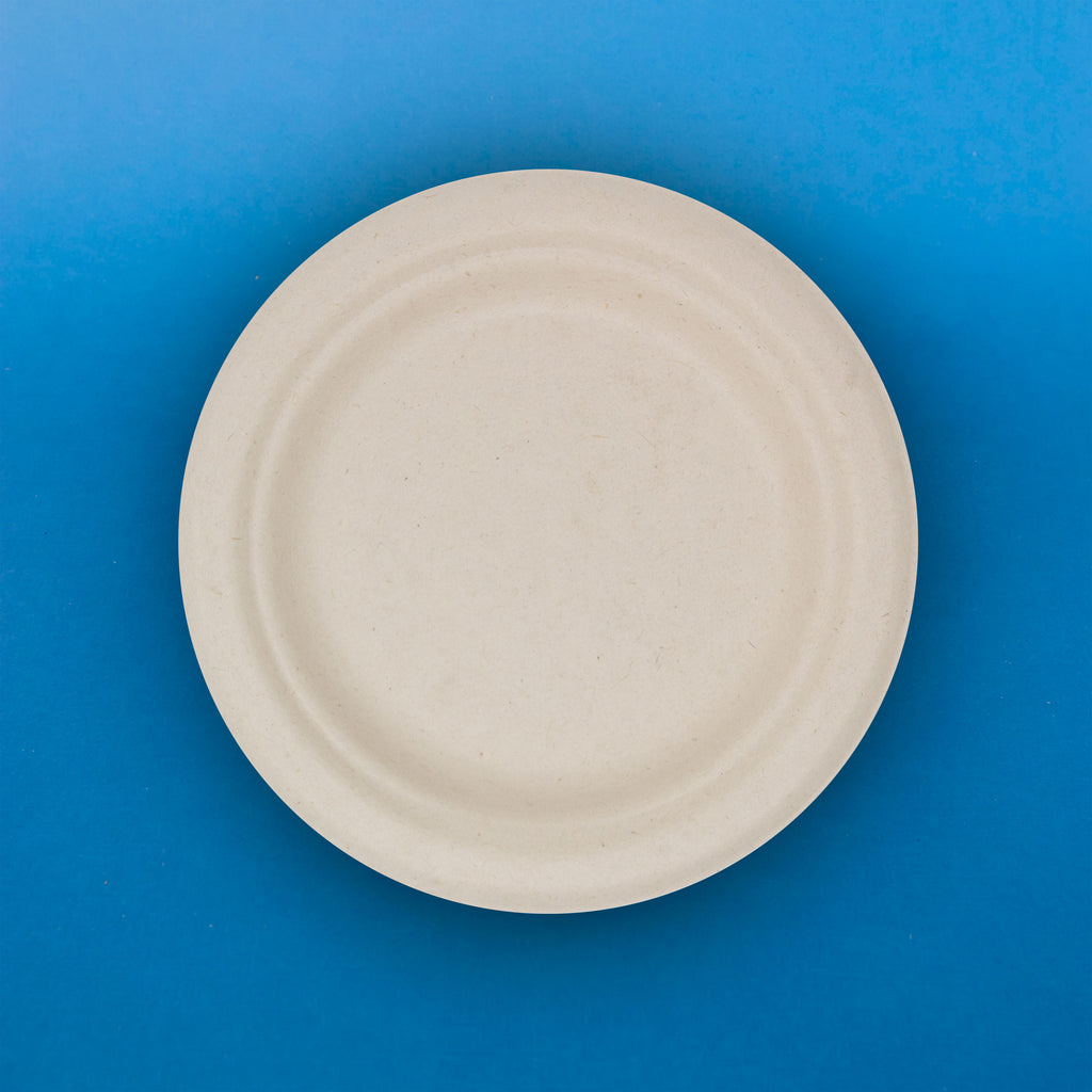platos desechables para pastel